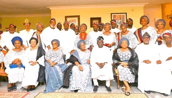 AT IJEBU ODE, PRESIDENT TINUBU PAYS TRIBUTE TO AWUJALE OF IJEBULAND, OBA ADETONA, EXTOLLING HIS INTEGRITY